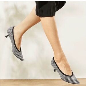 Vivaia Stella Houndstooth Kitten Heel sz 36/5.5